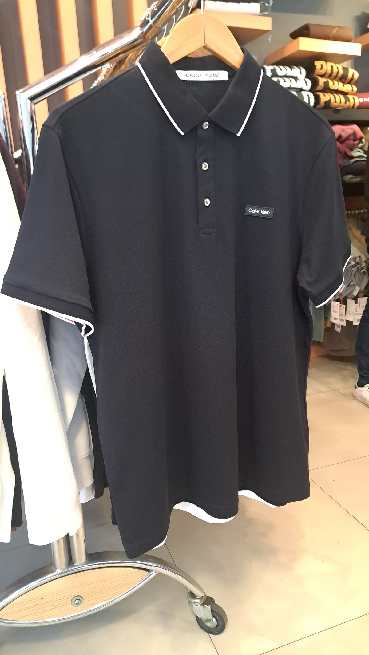 Contrast Rubber Logo Polo Shirt (Black)