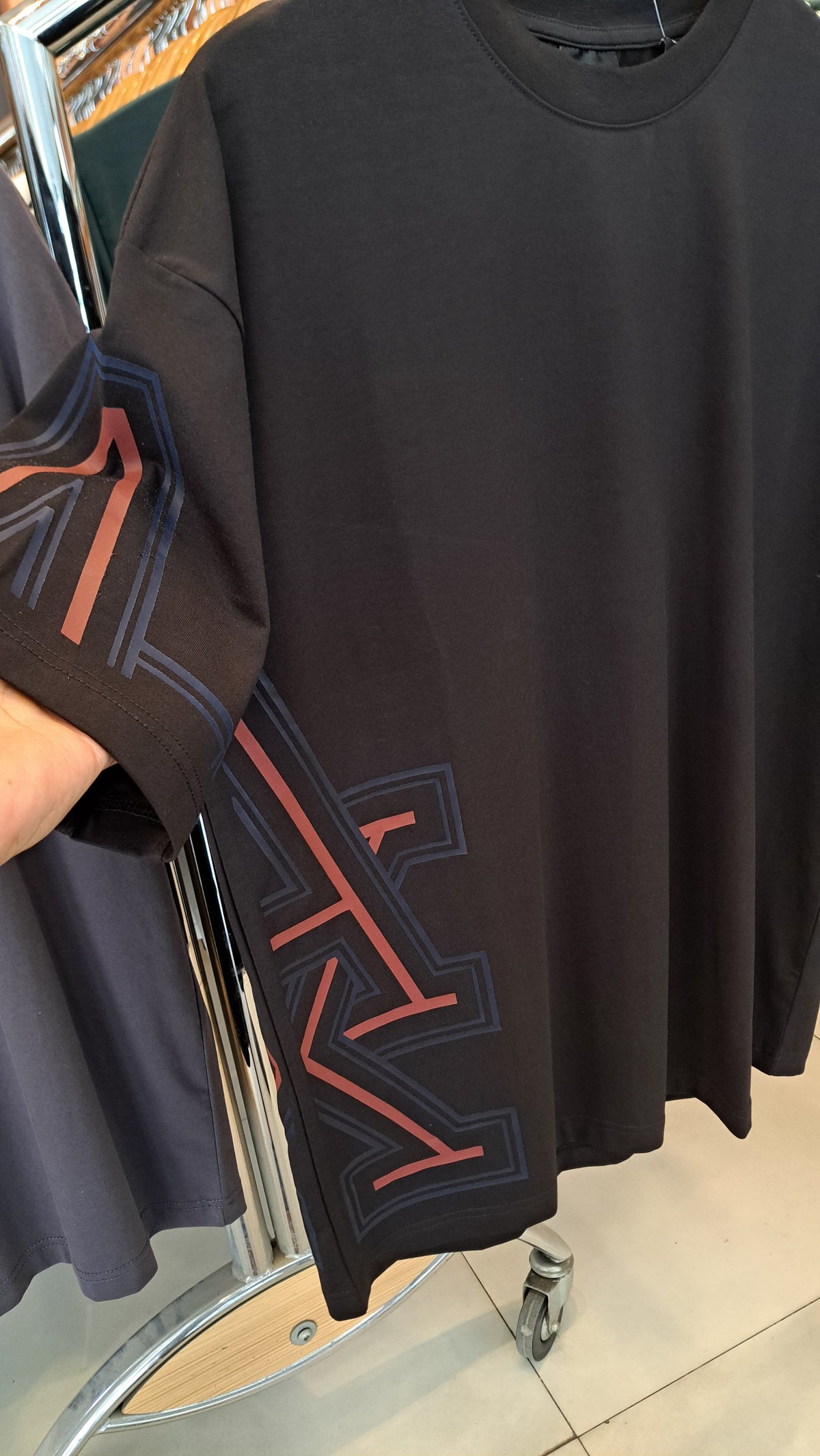 Over Sized Printed Logo T-Shirt (Black)