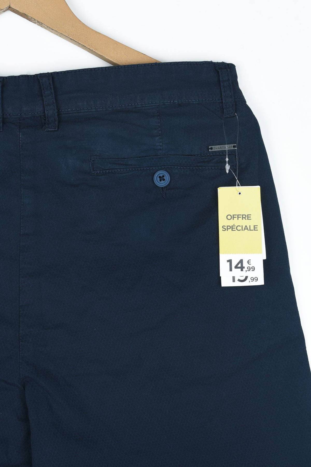 TEXTURED WEAVE SMART FIT CHINO Shorts