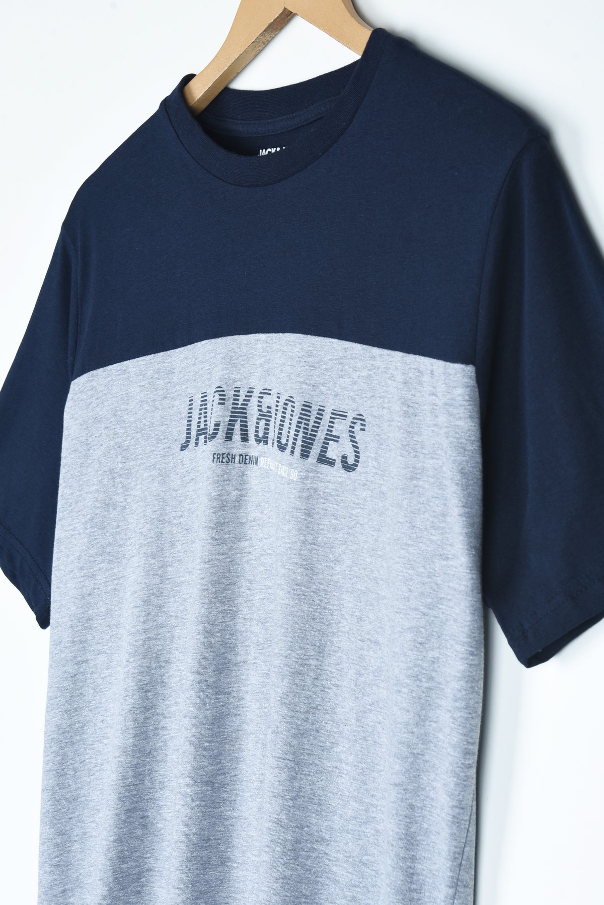 JACK &amp; JONES COLOR BLOCK TEE