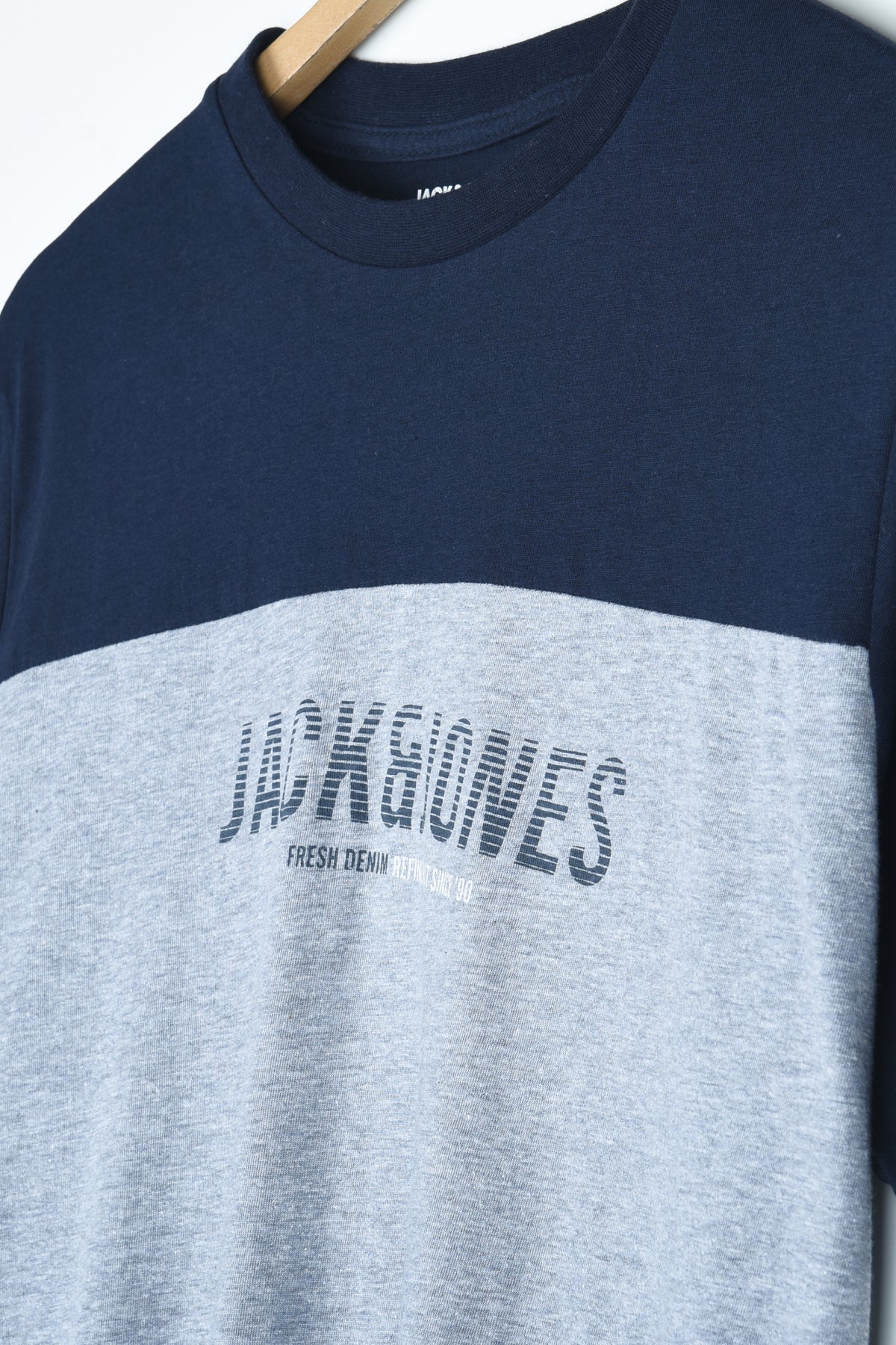 JACK &amp; JONES COLOR BLOCK TEE