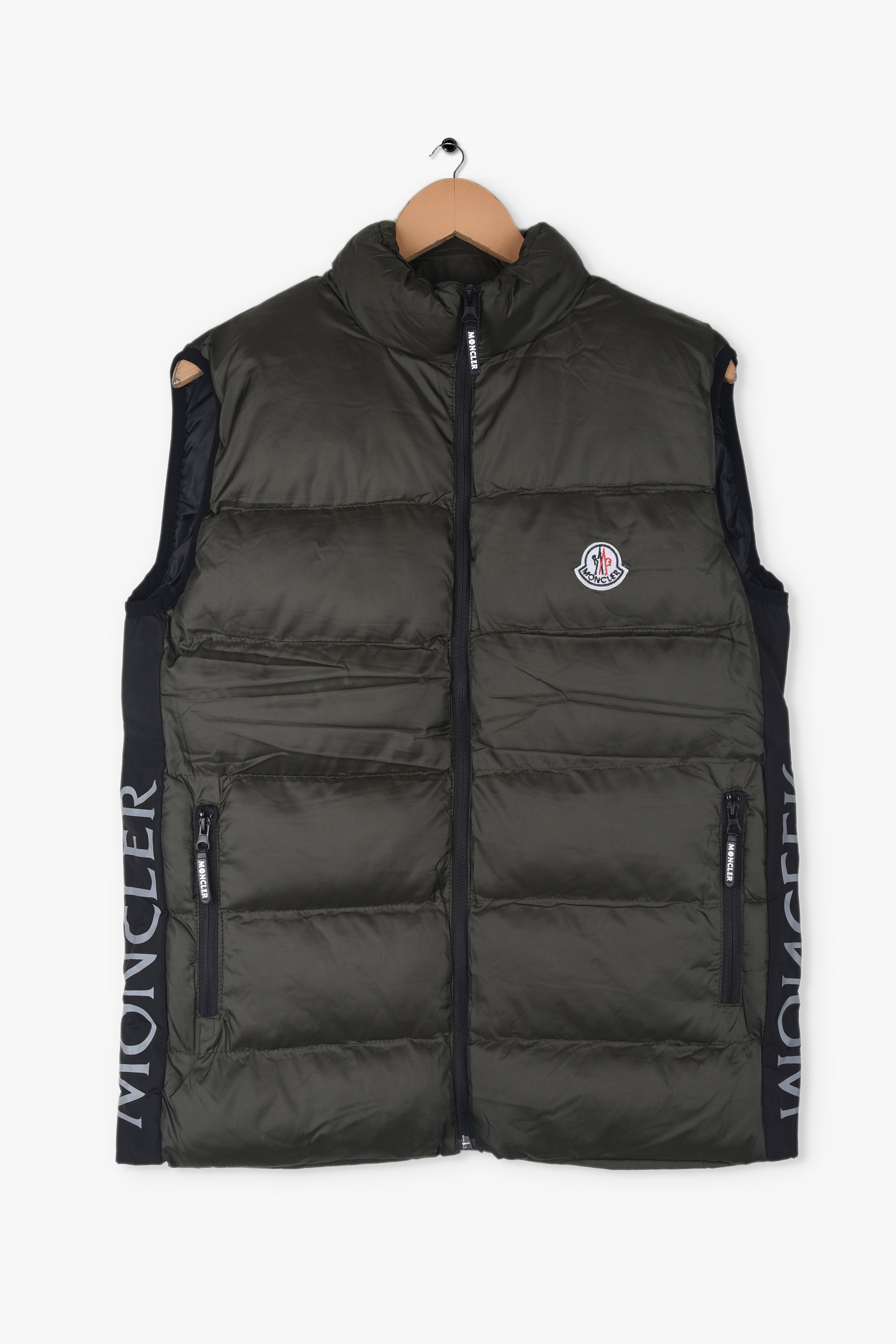 MONCLER / DORADE GILETダウンベスト 0 ブラック MONCLER / DORADE GILETダウンベスト 0 ブラック 楽天市場