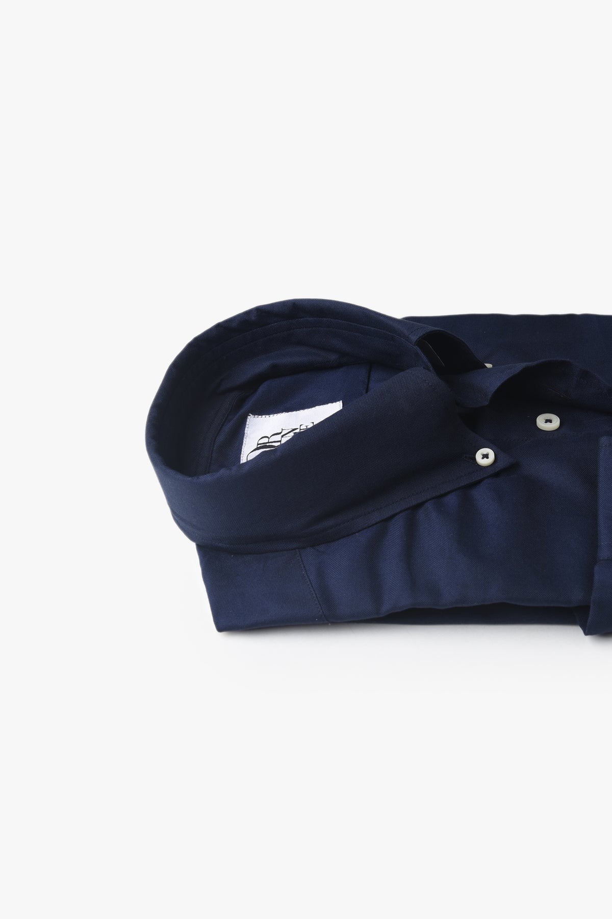 ROBERTO NAVY BUTTON DOWN SHIRT