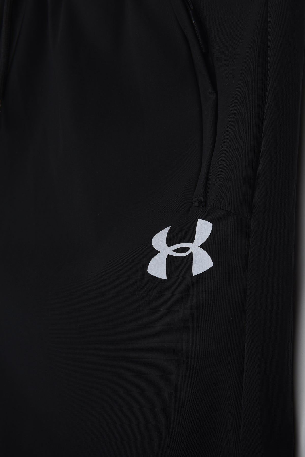 UNDER ARMOUR DRI-FIT TRAINING SHORTS