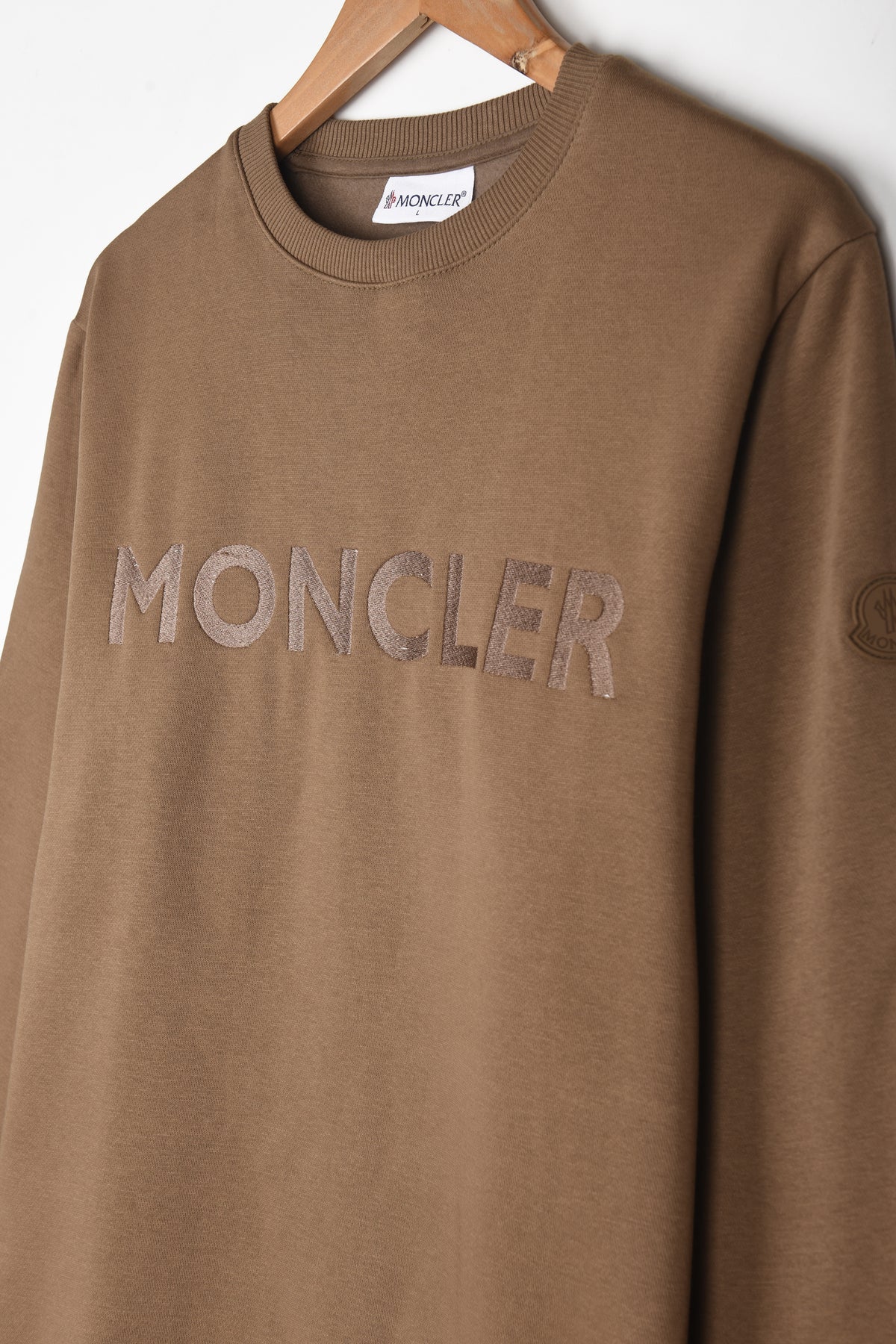 MONCLER EMBROIDERED LOGO FLEECE SWEATSHIRT