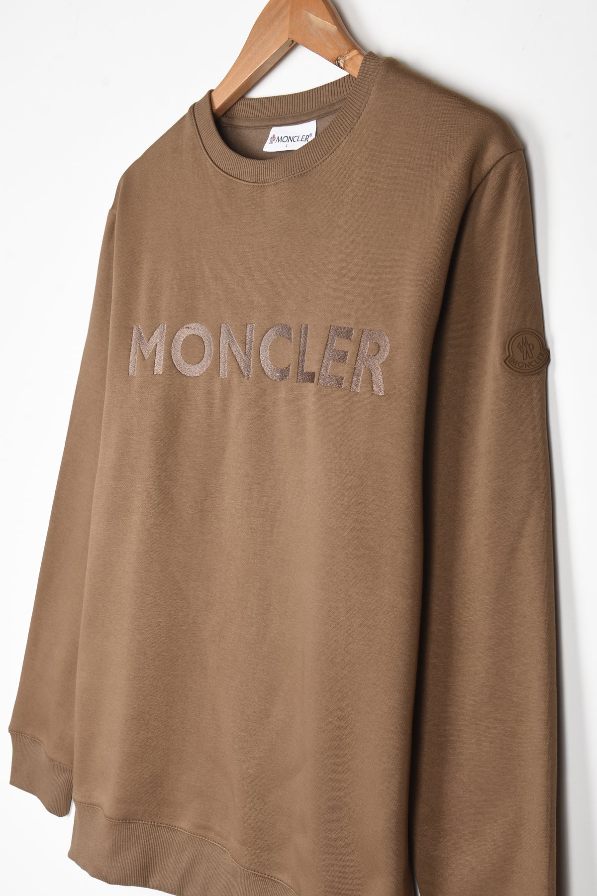 MONCLER EMBROIDERED LOGO FLEECE SWEATSHIRT