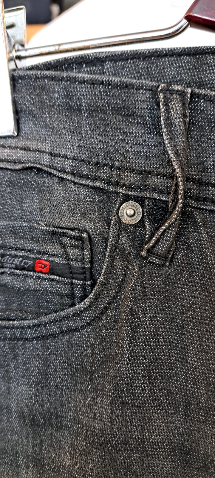 DIESEL Straight Fit JEANS