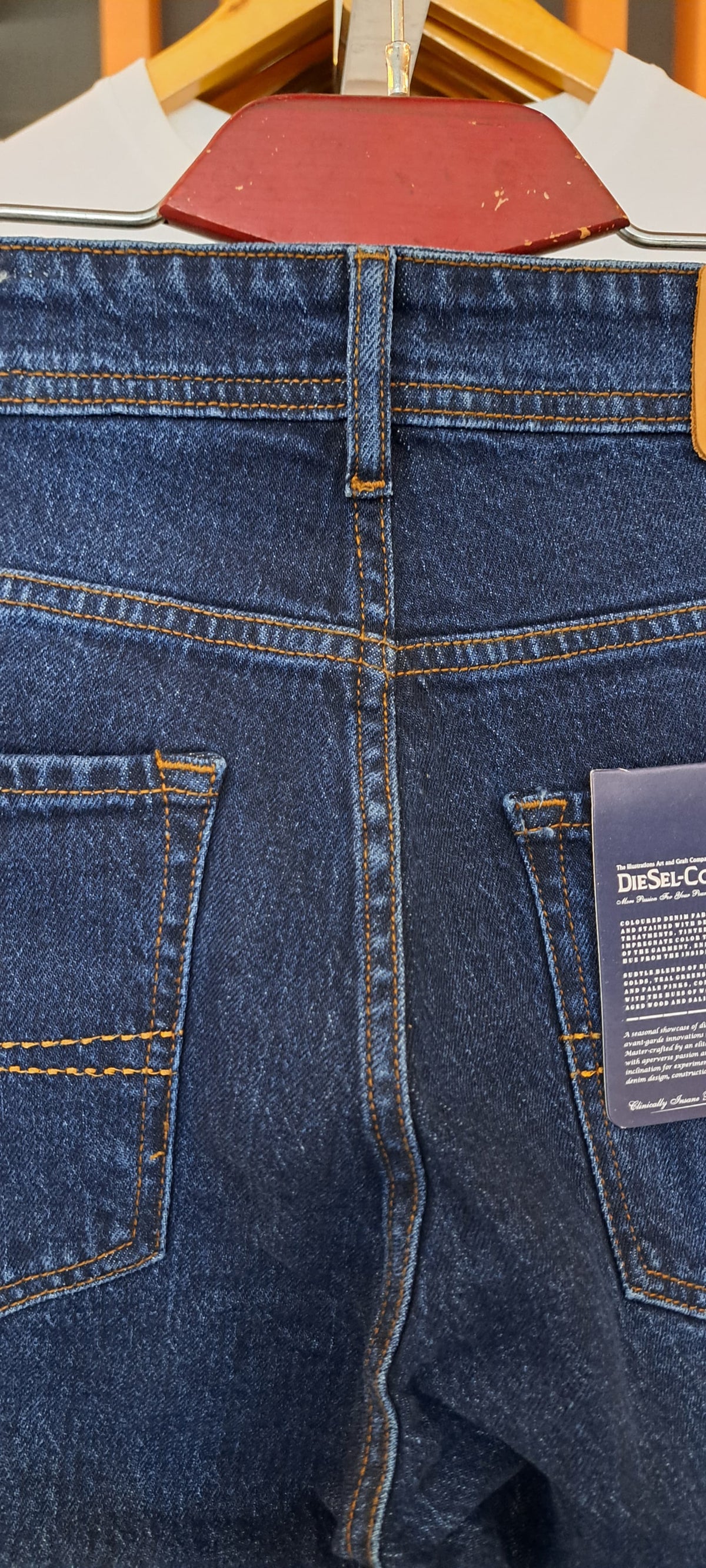 DIESEL Straight Fit JEANS