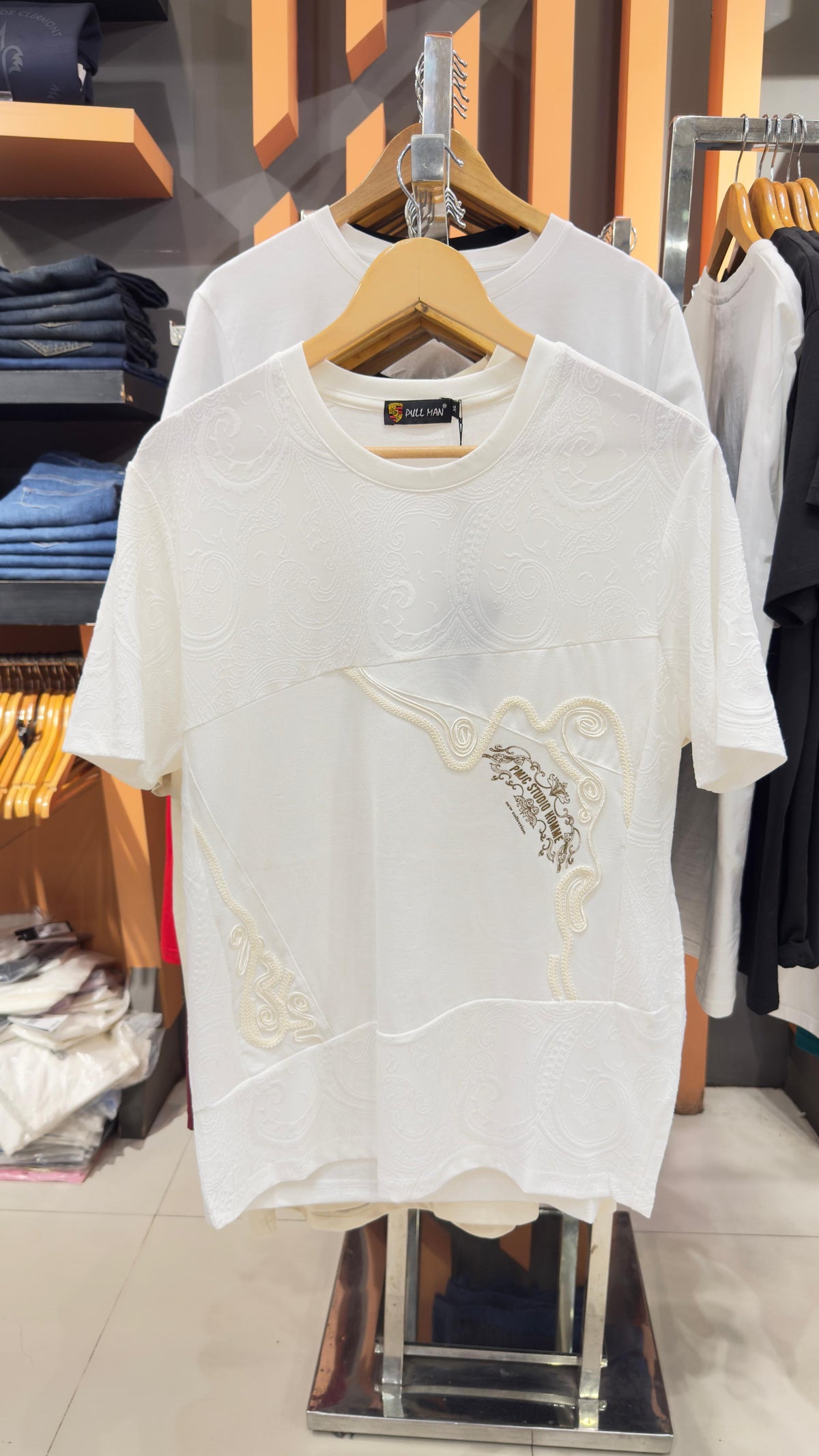 PULL MAN ART WORK TEE