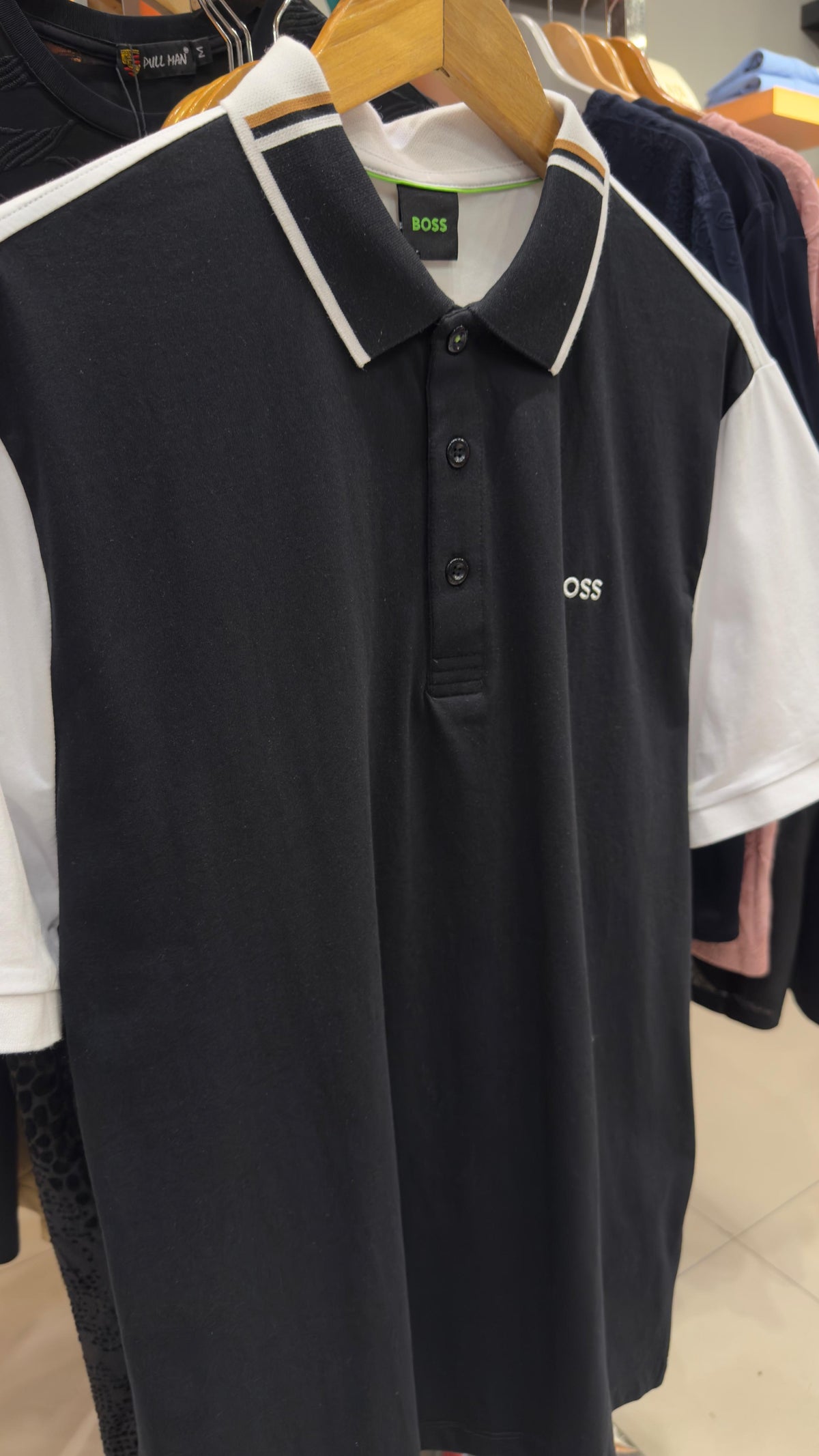 Boss CONTRASTING ARMS POLO