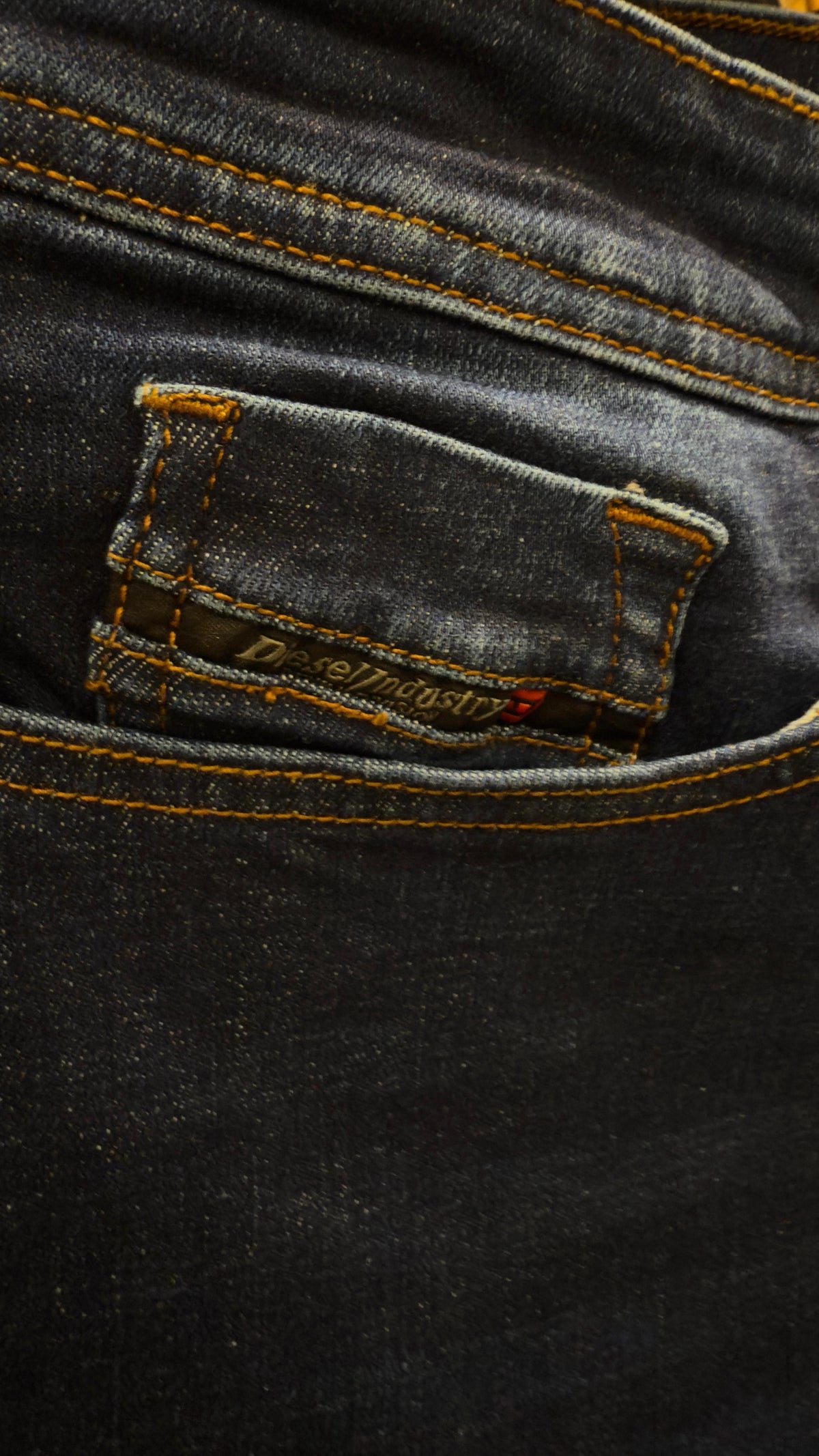 DIESEL Straight Fit JEANS