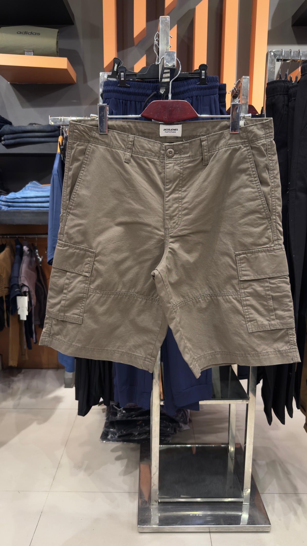 Jack &amp; Jones Classic Chino Cargo Shorts