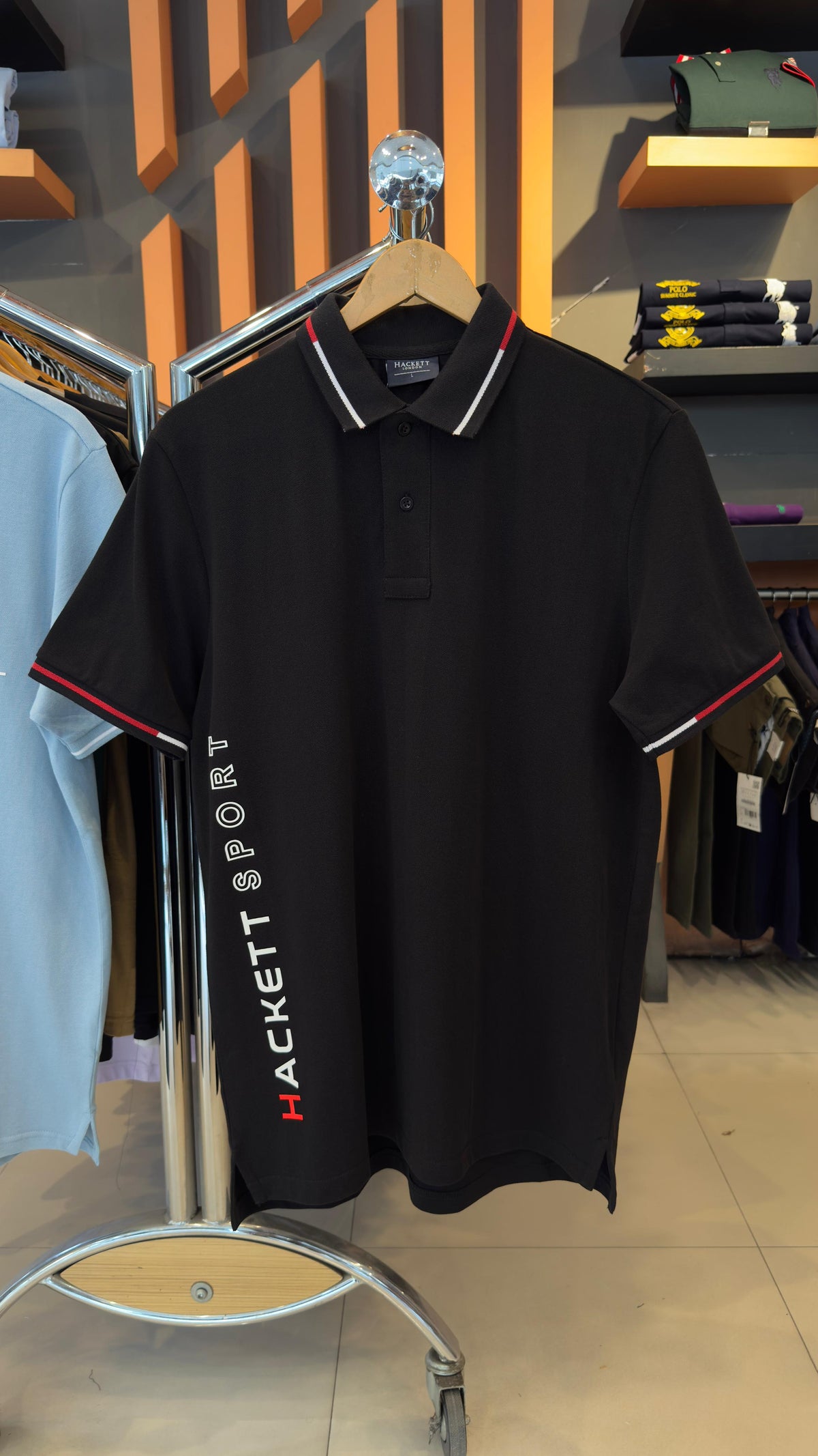 HACKETT VERTICAL PRINTED LOGO POLO