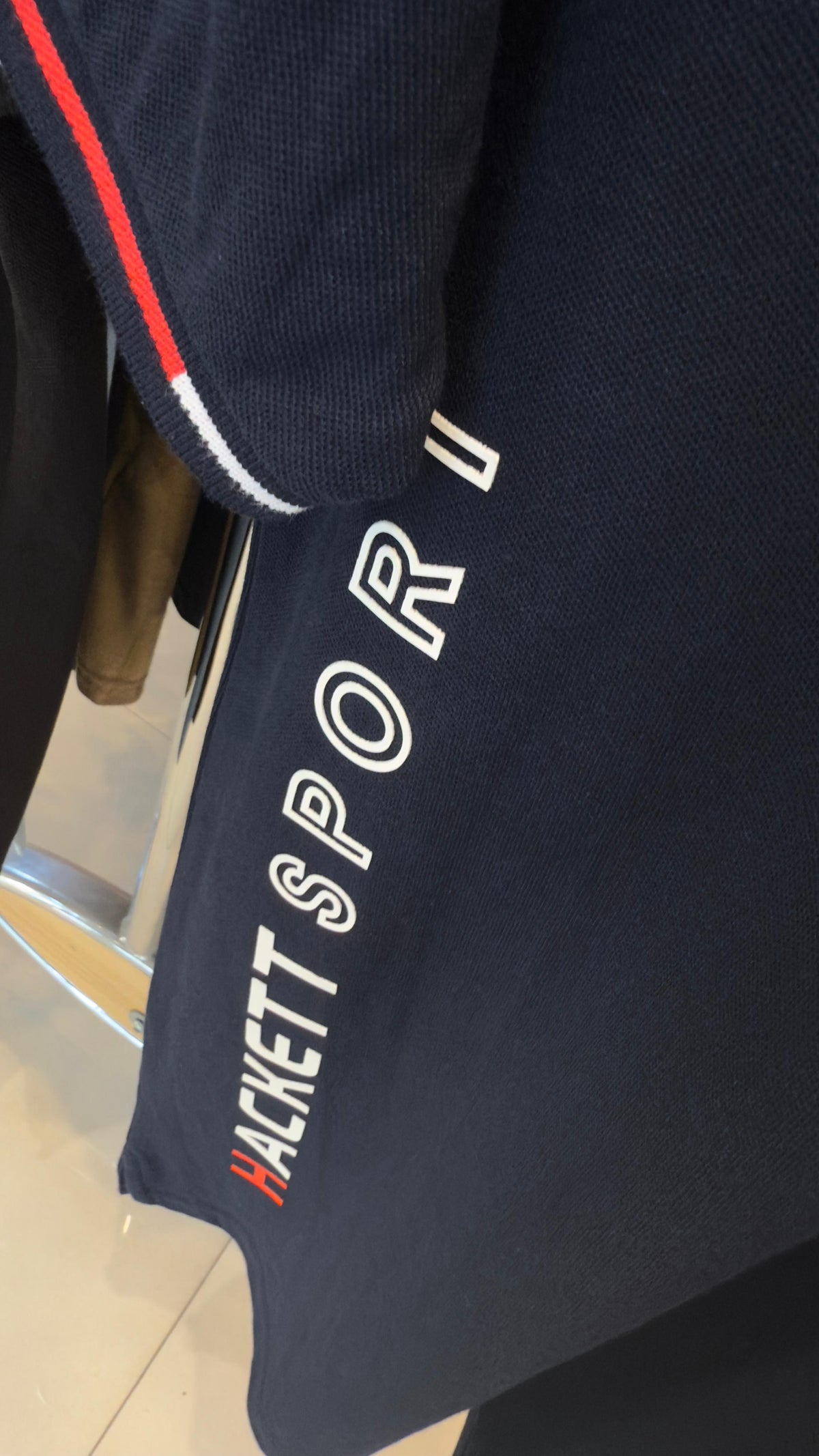 HACKETT VERTICAL PRINTED LOGO POLO