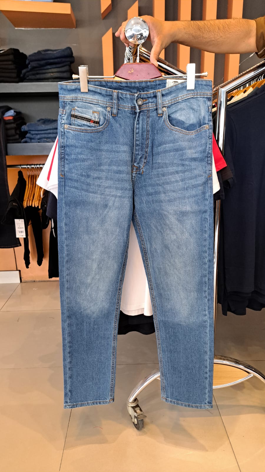 DIESEL Straight Slim  JEANS