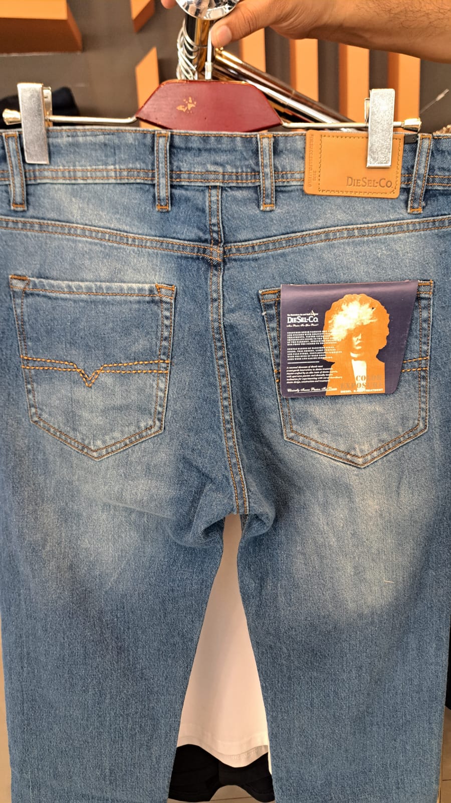 DIESEL Straight Slim  JEANS