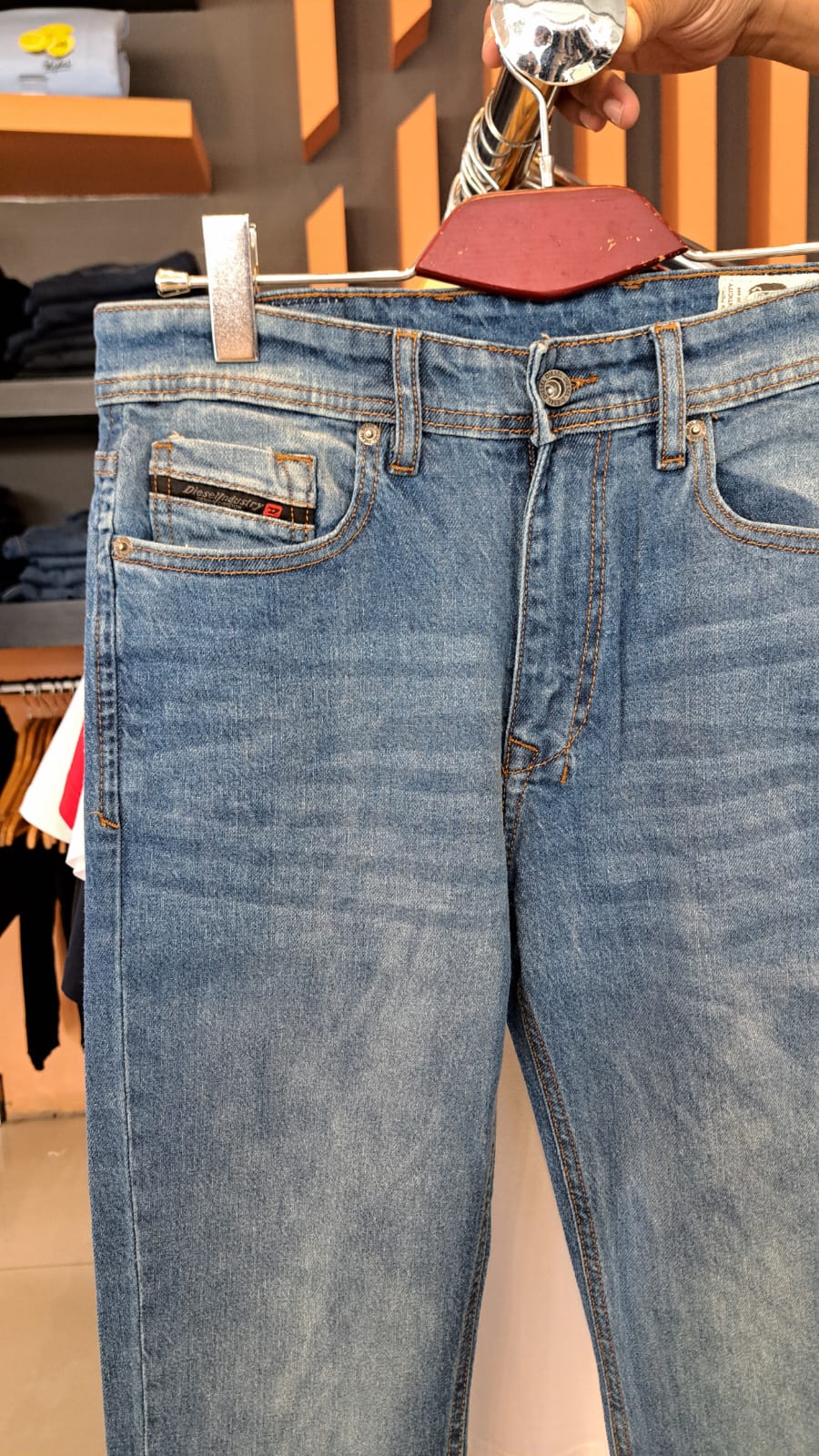 DIESEL Straight Slim  JEANS