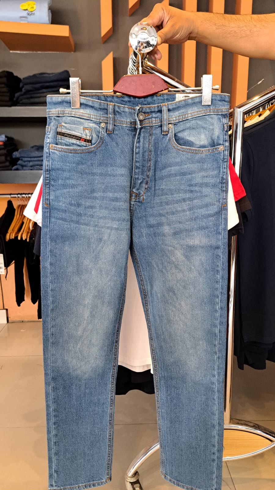 DIESEL Straight Slim  JEANS