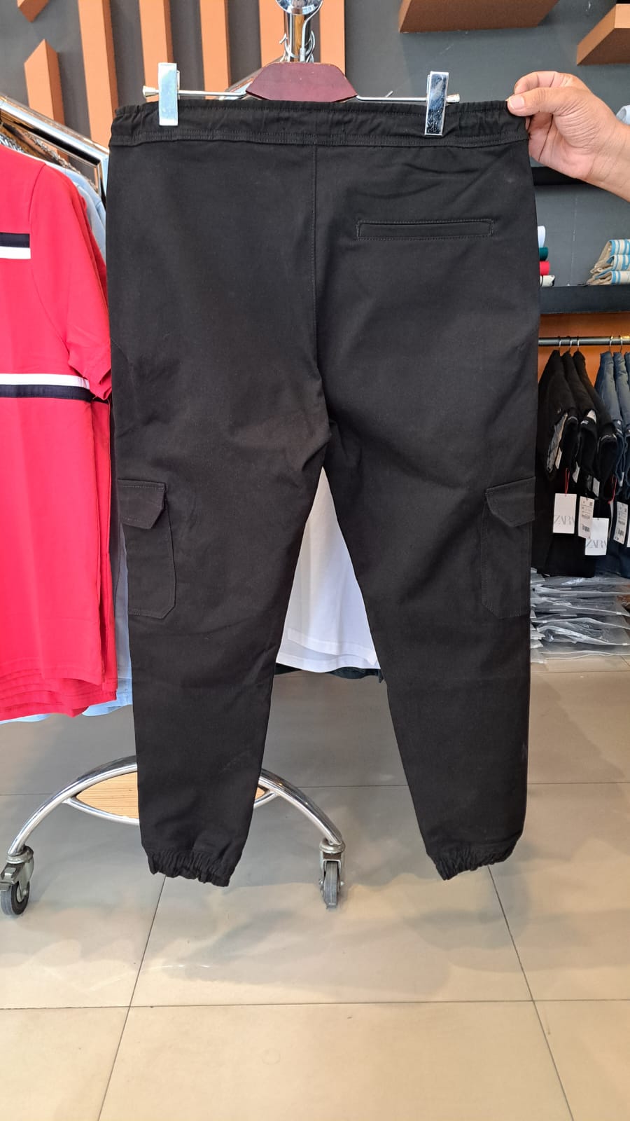 ZARA CARGO JOGGER PANTS (Black)