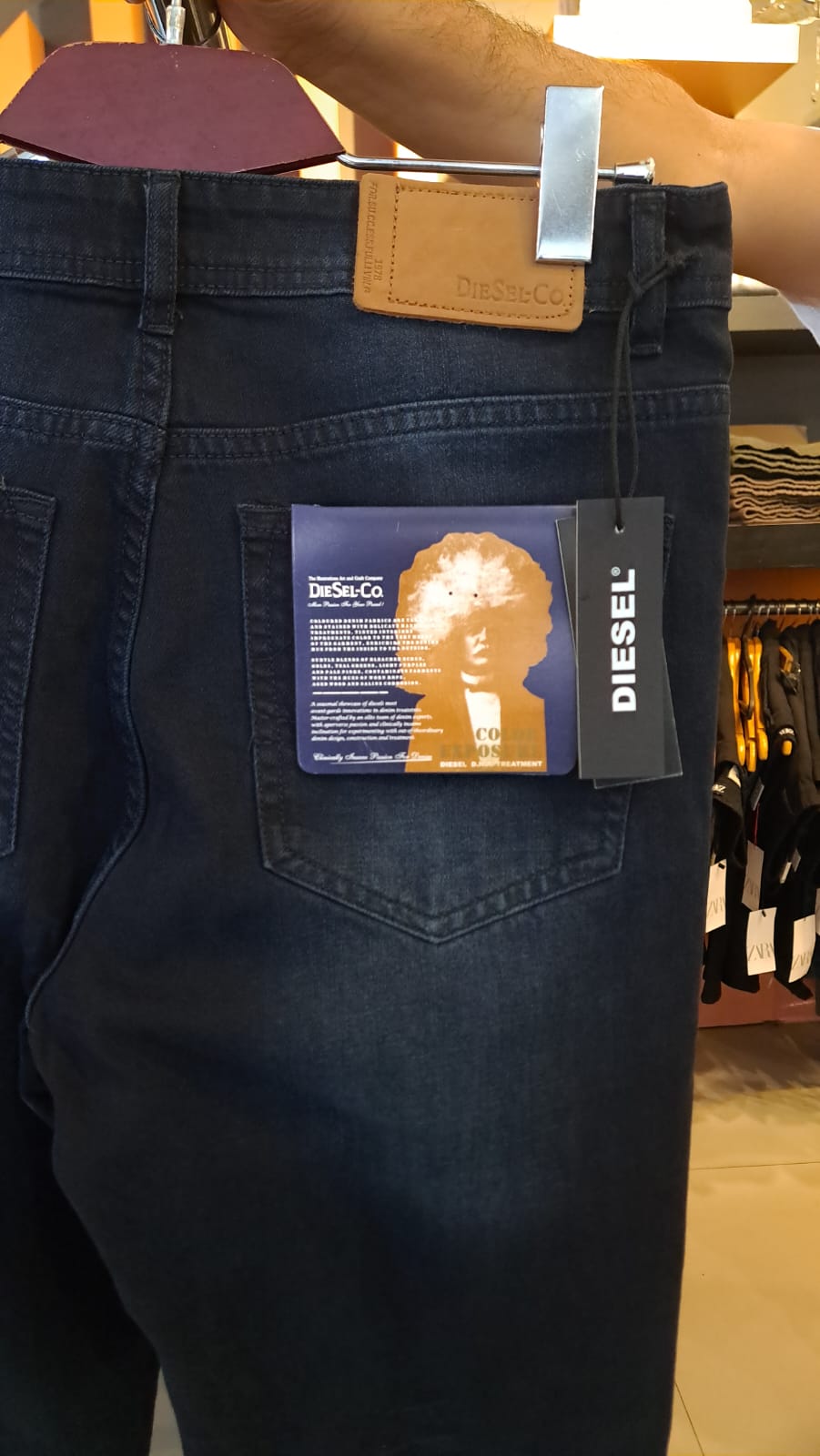DIESEL Straight Slim  JEANS
