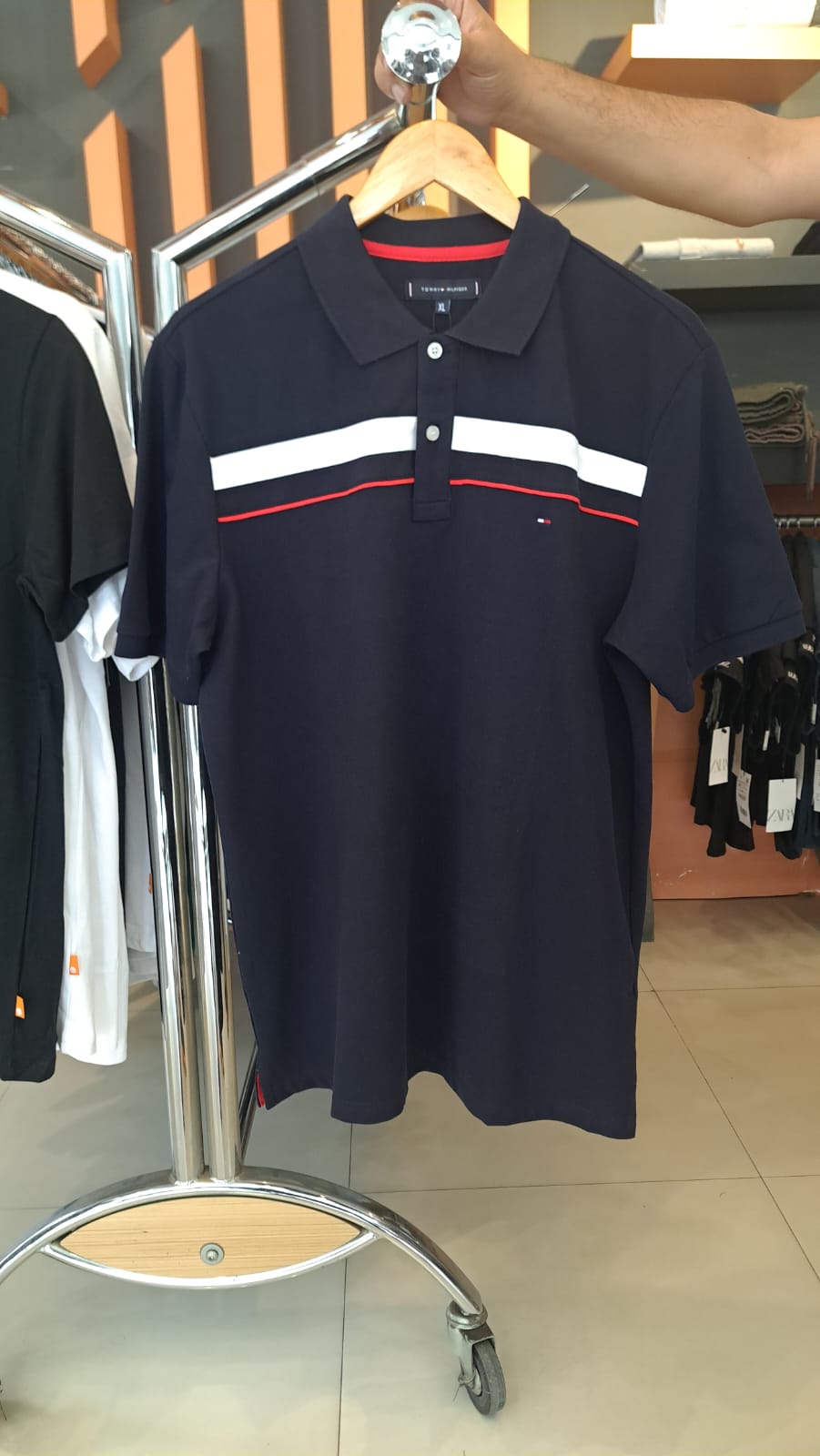 TOMMY STRIPED POLO