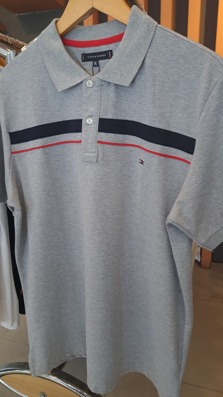 TOMMY STRIPED POLO