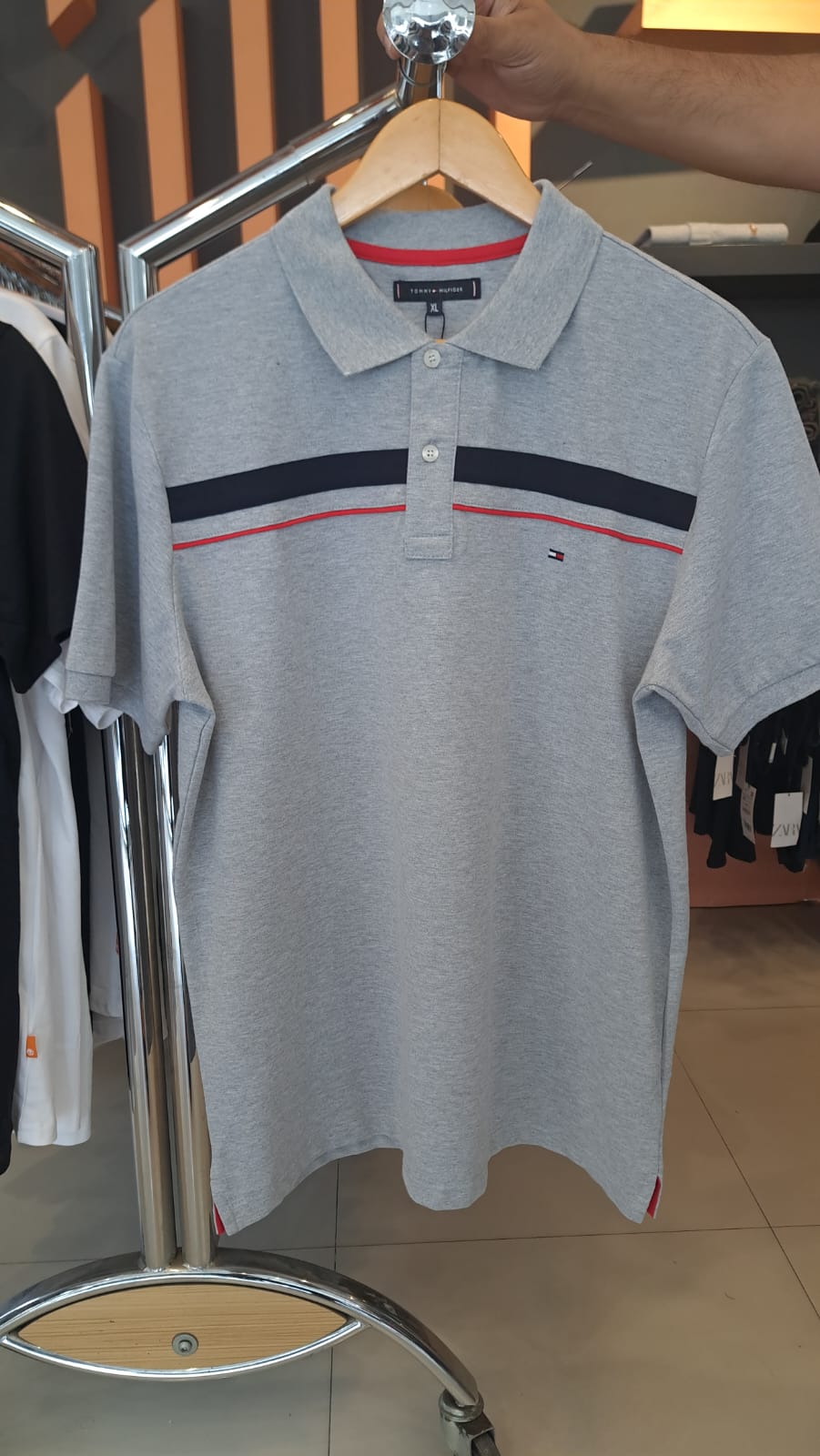 TOMMY STRIPED POLO