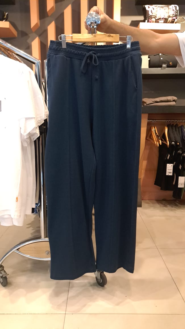 BERSHKA WIDE LEG TROUSERS