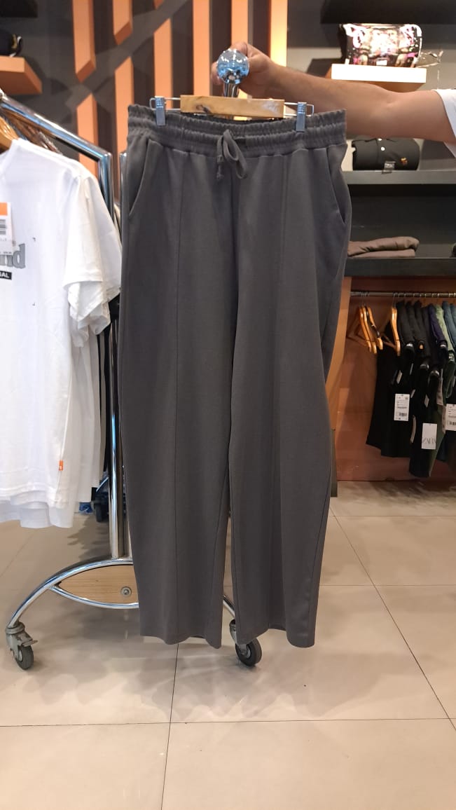 BERSHKA WIDE LEG TROUSERS