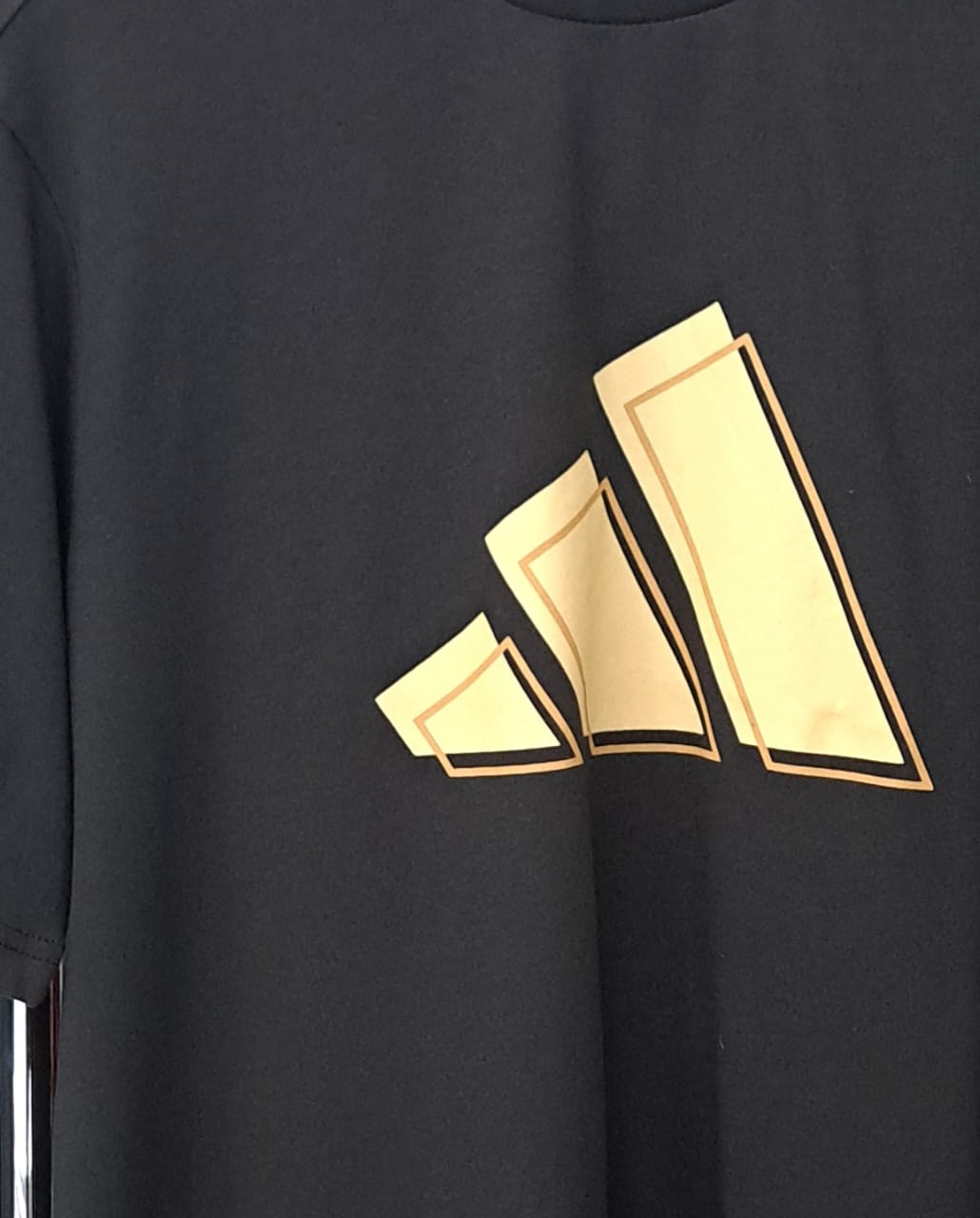 ADIDAS BRICKS LOGO COTTON TEE