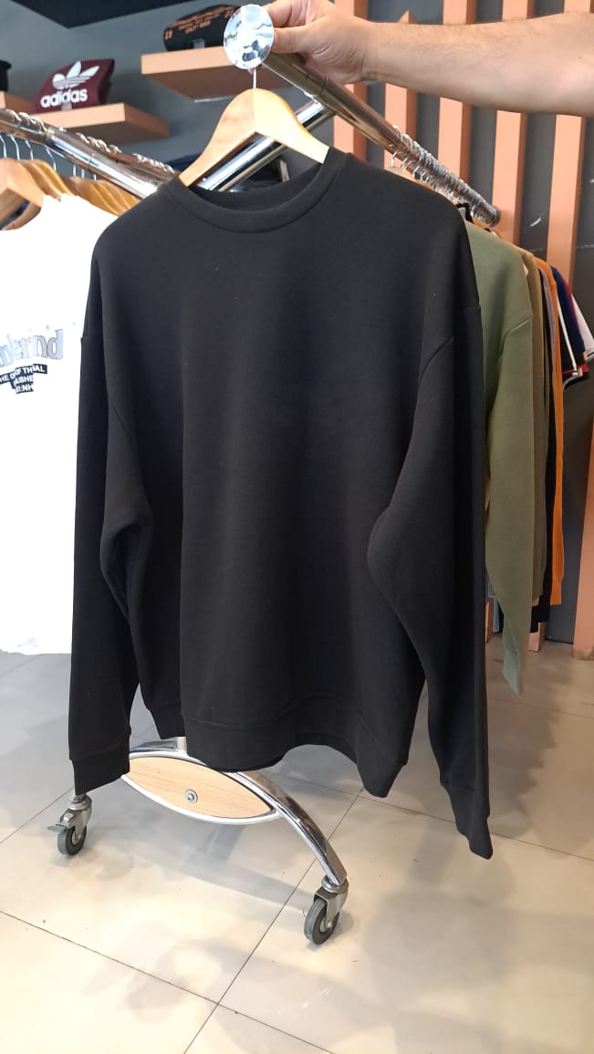 Oversized fleece sweatshirt