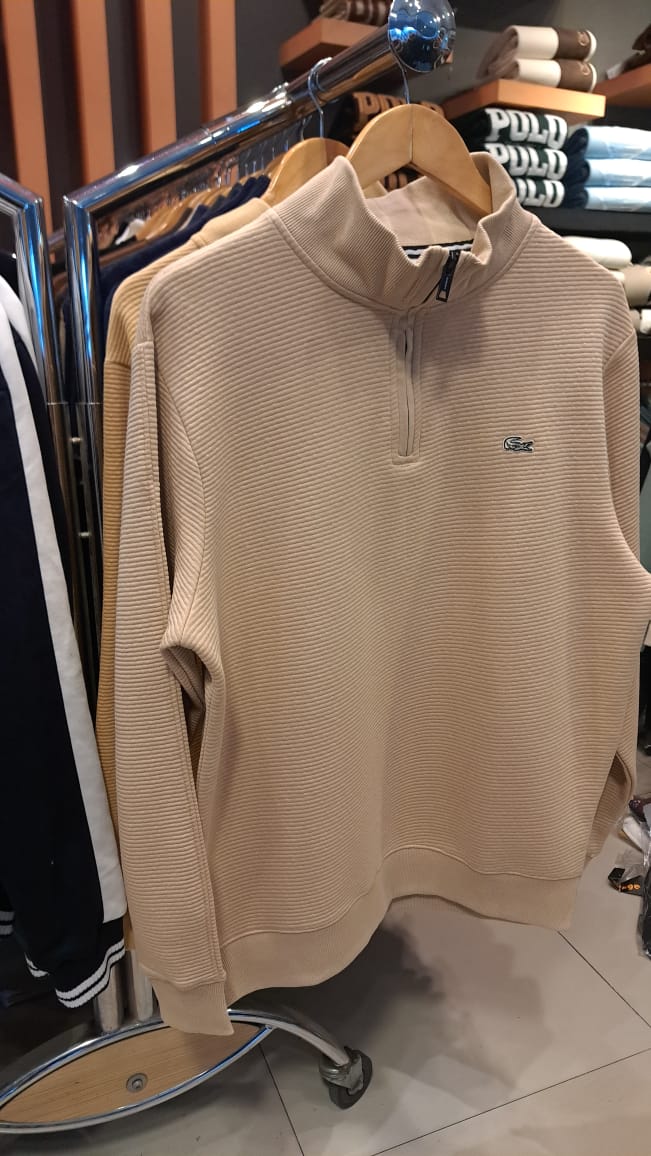 QUARTER ZIPPER