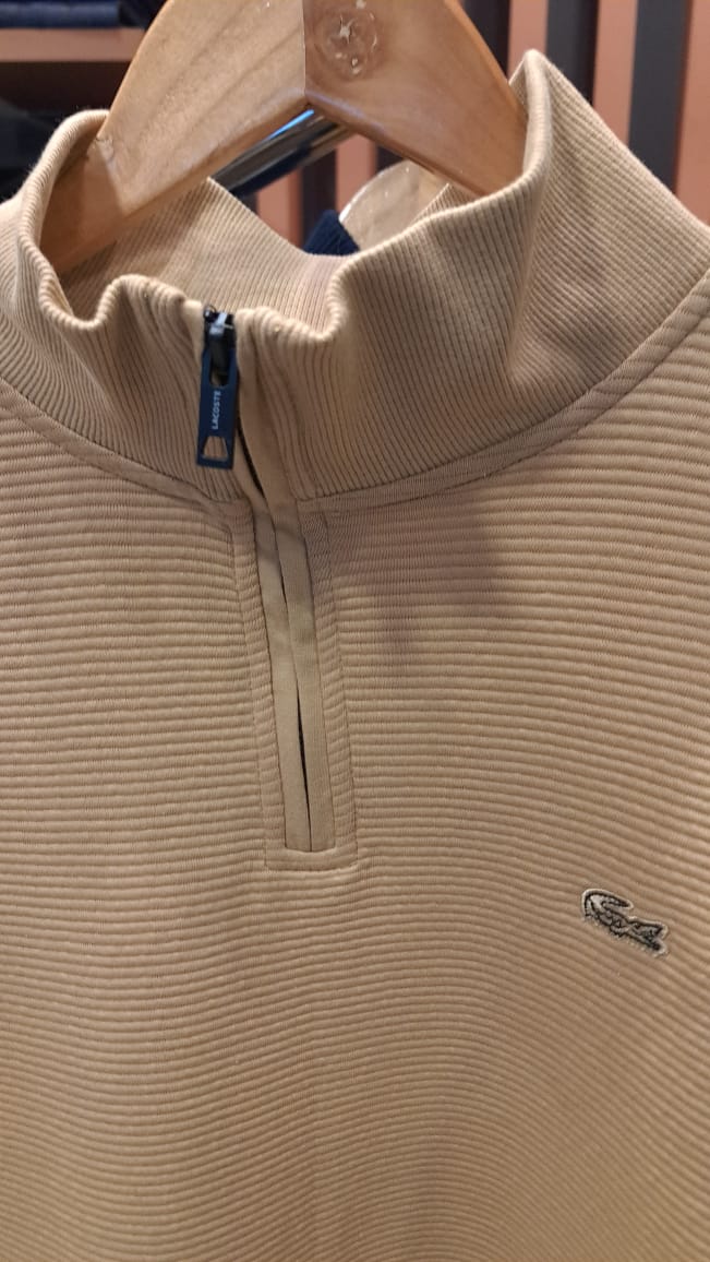 QUARTER ZIPPER