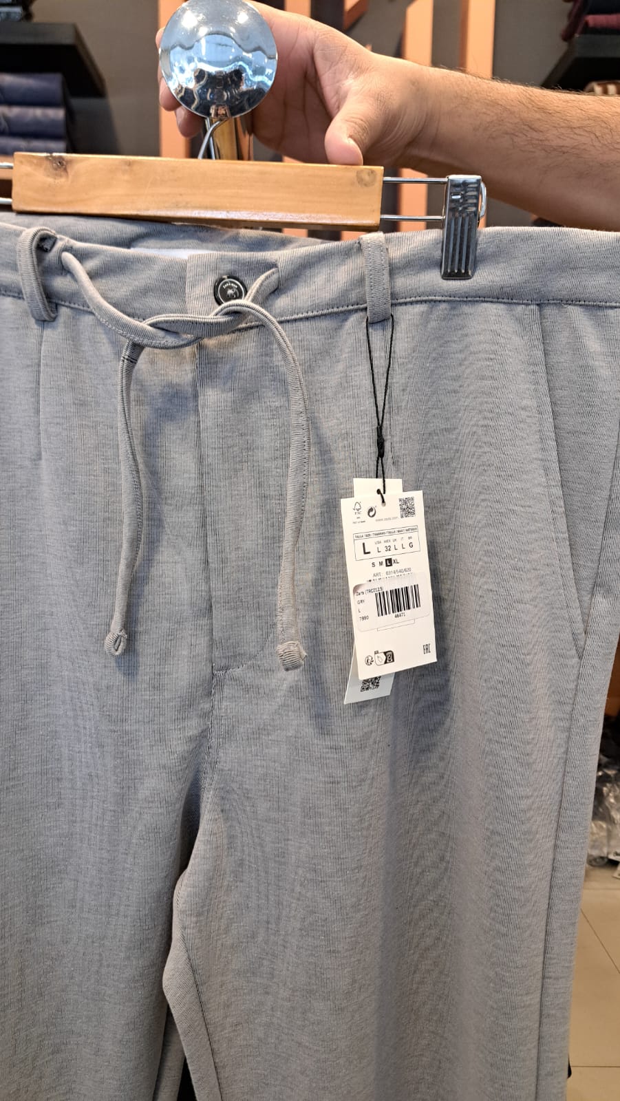 SLIM STRAIGHT TECHNICAL Fabric PANTS