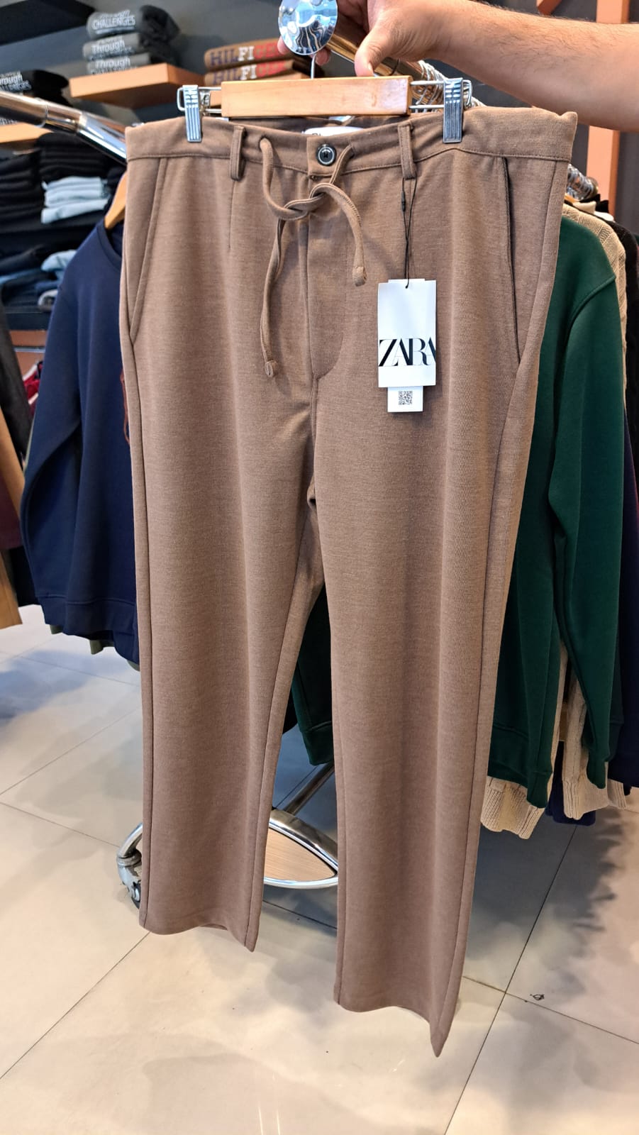 SLIM STRAIGHT TECHNICAL Fabric PANTS