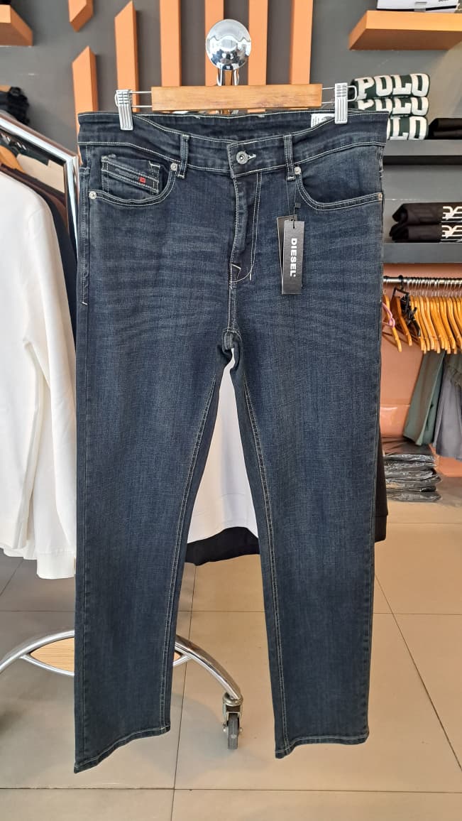 MArkaram Slim Fit JEANS