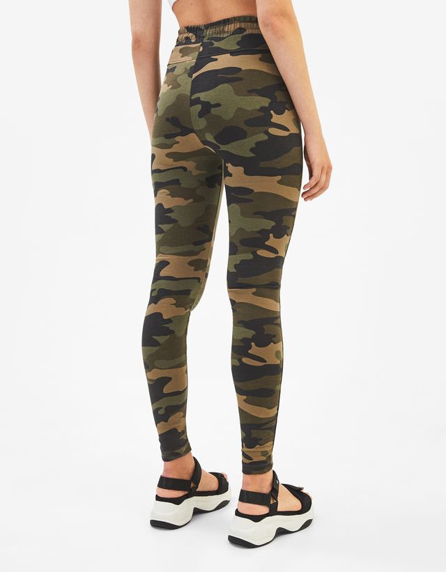 Dark Camouflage Plush Leggings