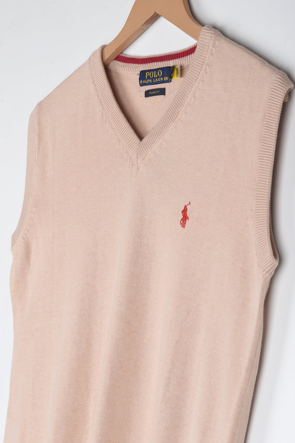 Sleeveless Small Pony Sweater