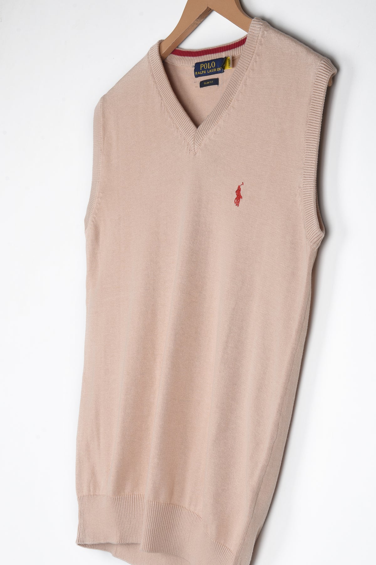 Sleeveless Small Pony Sweater