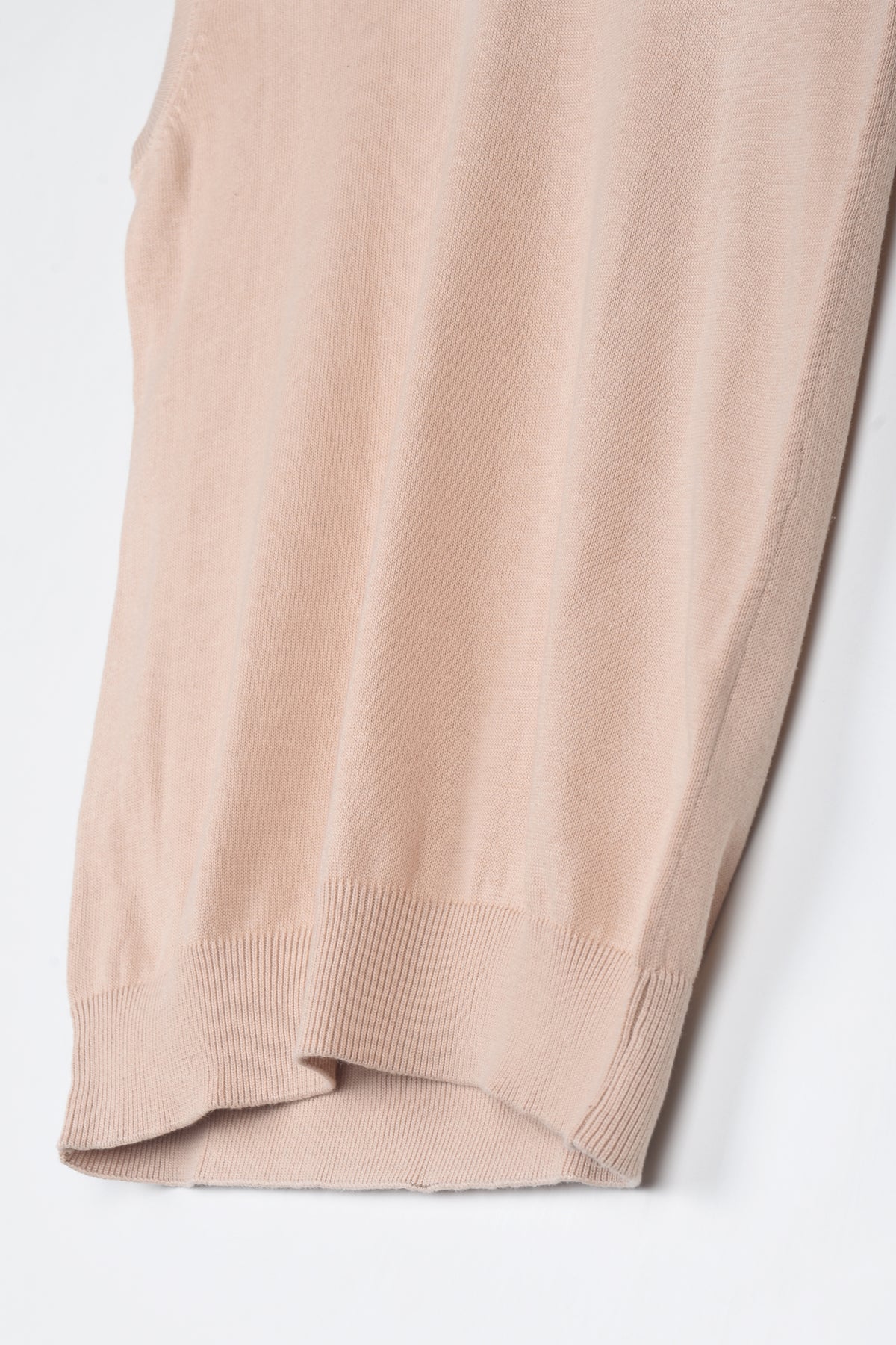 Sleeveless Small Pony Sweater